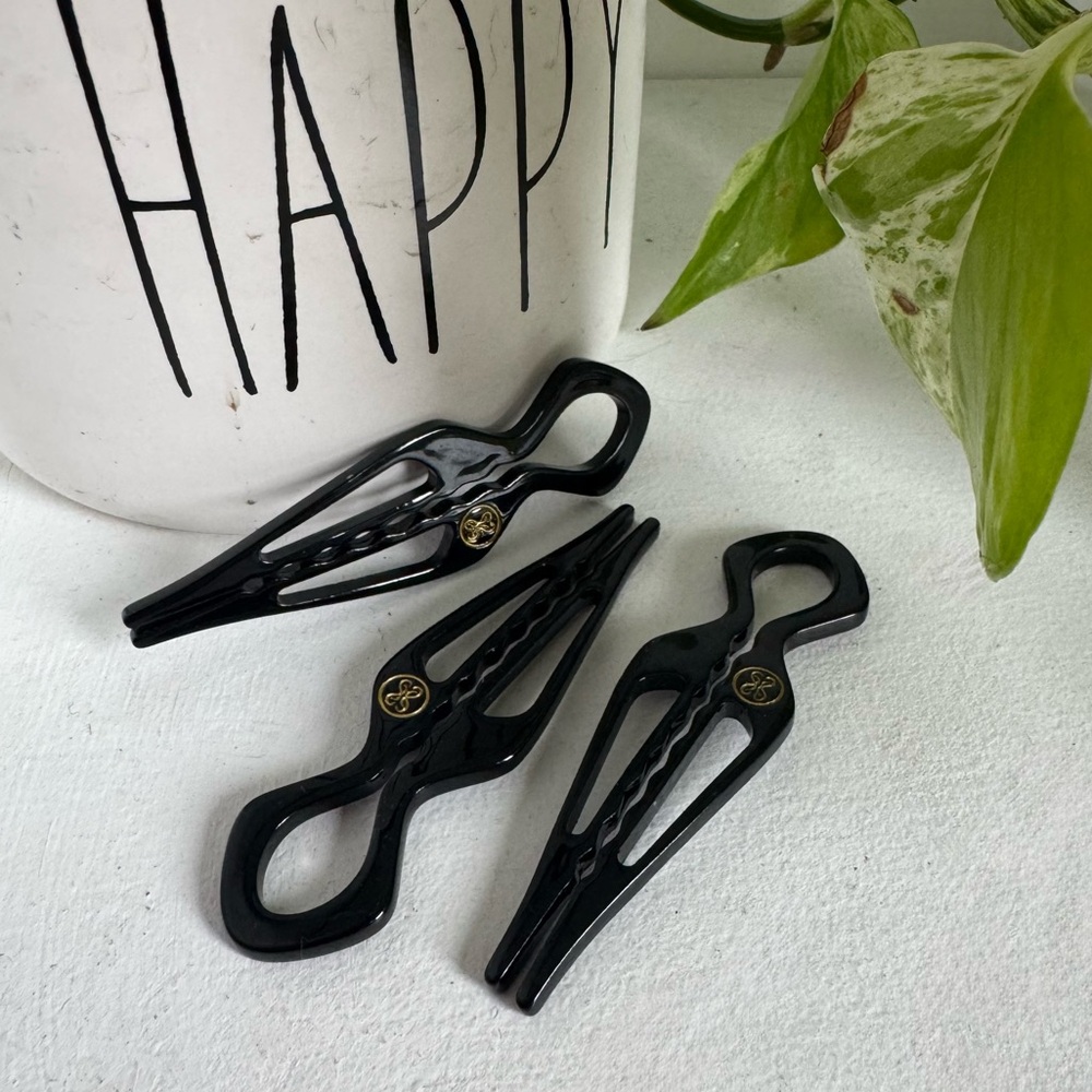 NWOT - Lialys Black Hair Pin Set